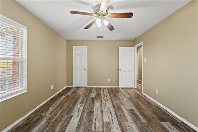 Building Photo - 2743 Hacienda Lake Dr