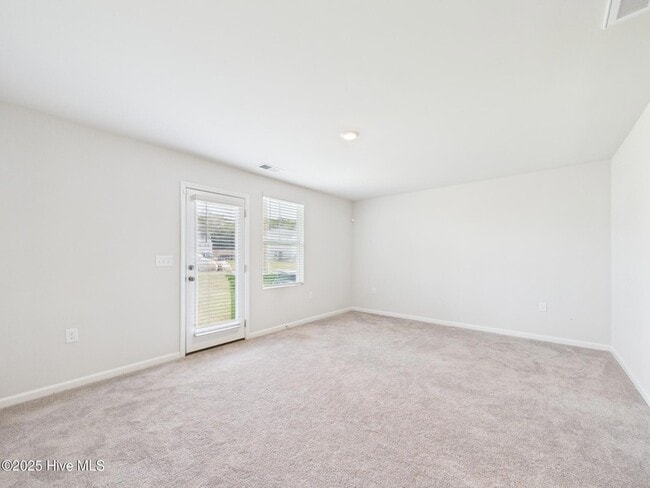 Building Photo - 2709 Chert Ln