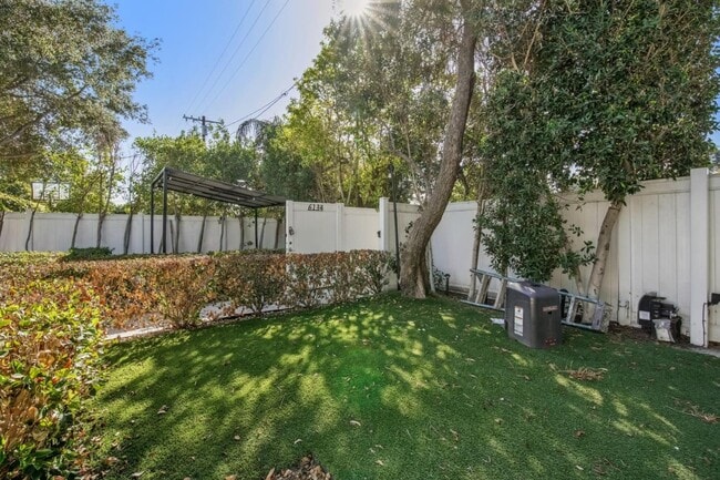 Building Photo - 6134 Fair Ave