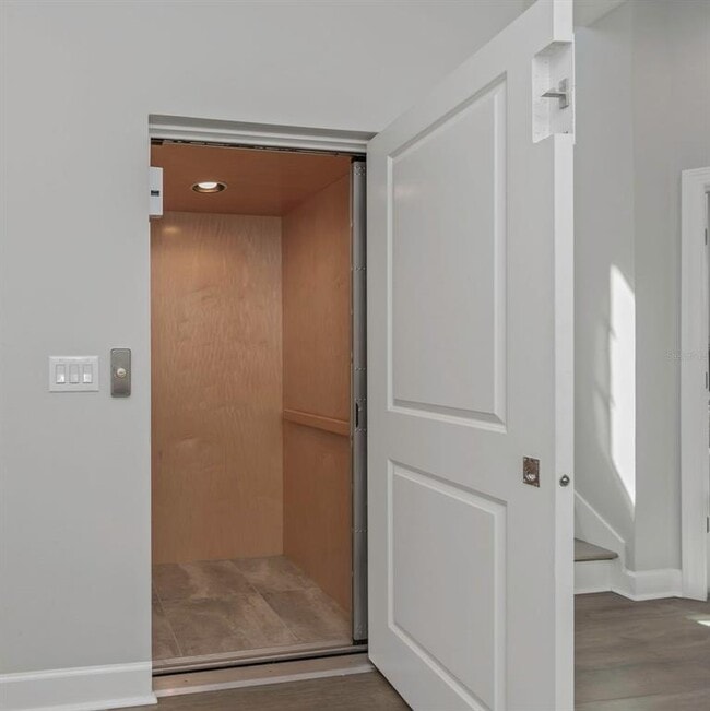 Building Photo - 4063 Rocky Shores Dr