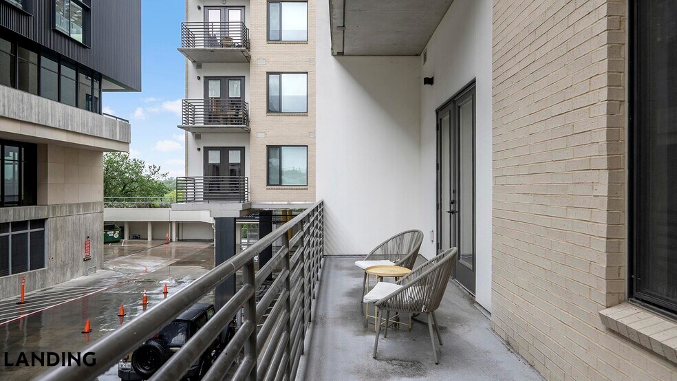 Building Photo - 1401 S Lamar Blvd