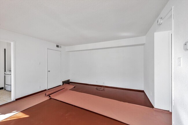 Building Photo - 6033 Foothill Blvd