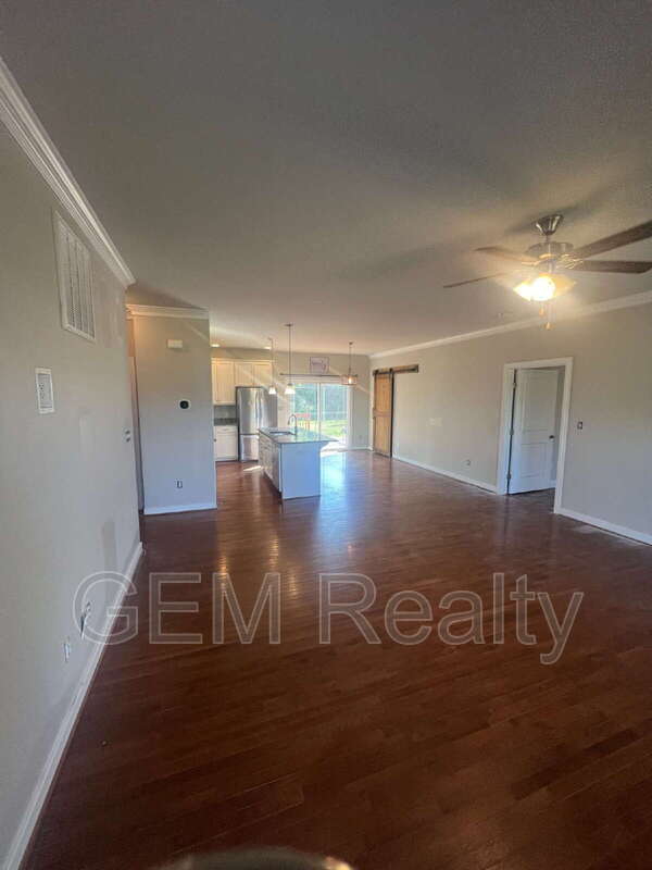 Building Photo - 90 Hickory Ridge Cir