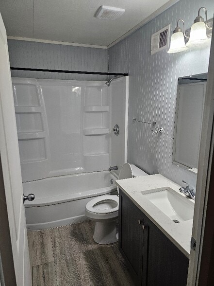 Building Photo - 1954 N 45 St