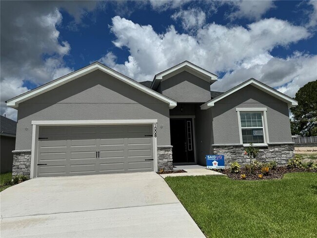 Building Photo - 1008 Aruba Ave