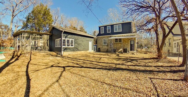 Building Photo - 1437 Legore Ln