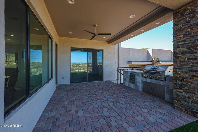Building Photo - 14914 E Zapata Dr