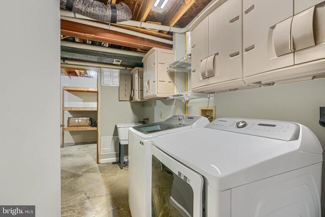 Building Photo - 8301 Whitebark Ct