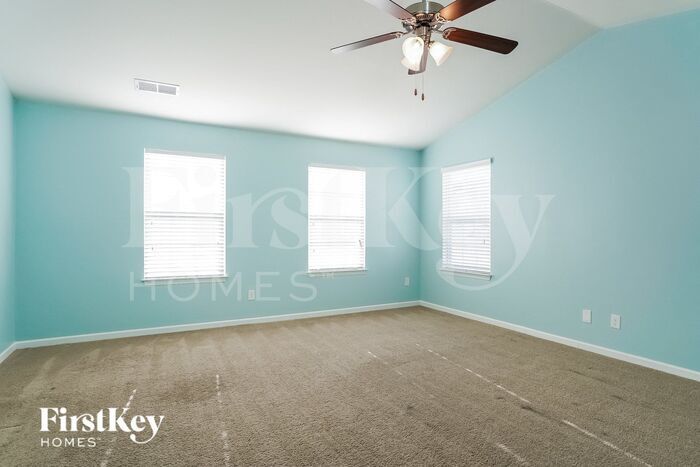 Building Photo - 1400 Glenwater Dr