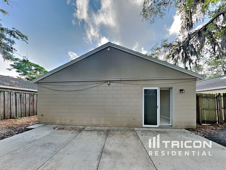 Building Photo - 3028 Patel Dr