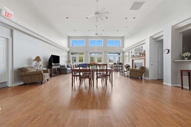 Building Photo - 3133 Falling Waters Ln