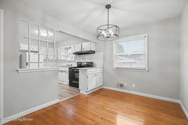 Building Photo - 3026 Klonway Dr
