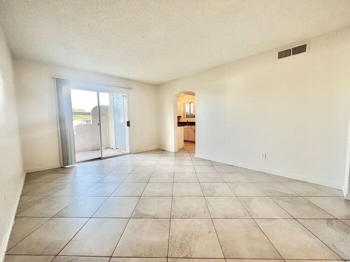 Building Photo - 16818 N 56th St
