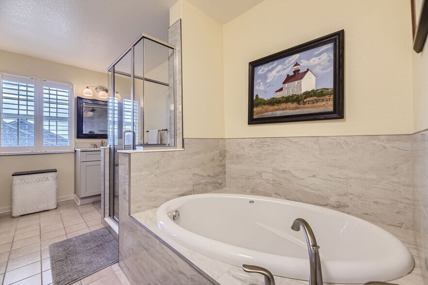 Bedroom 1 Bathroom - 2980 W Long Dr