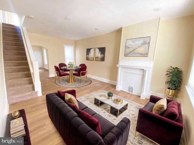 Building Photo - 3543 Stouton St