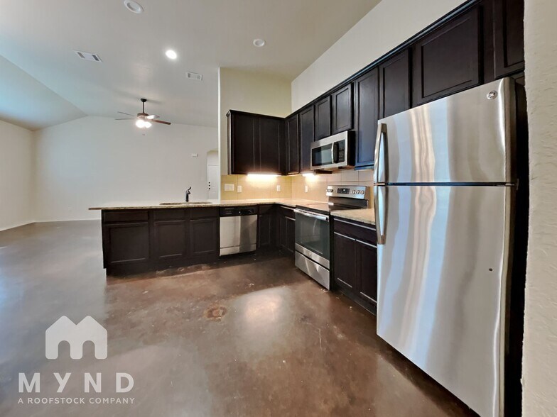 Building Photo - 226 Kaspar Way
