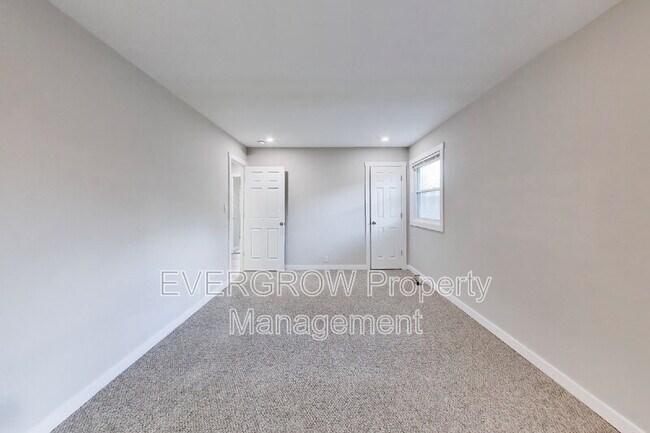 Building Photo - 7239 E 34th Pl