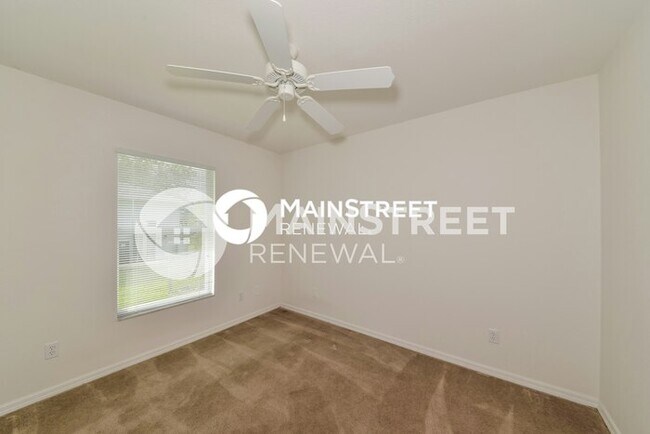 Building Photo - 3 Bedroom Pet-Friendly Home in NORTH PORT,...