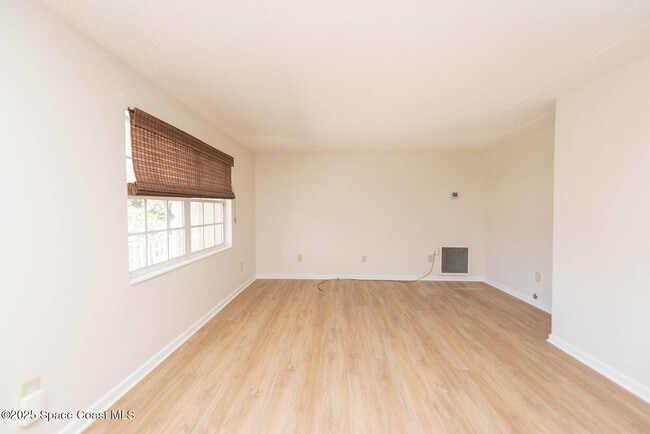 Building Photo - 222 Brian Dr