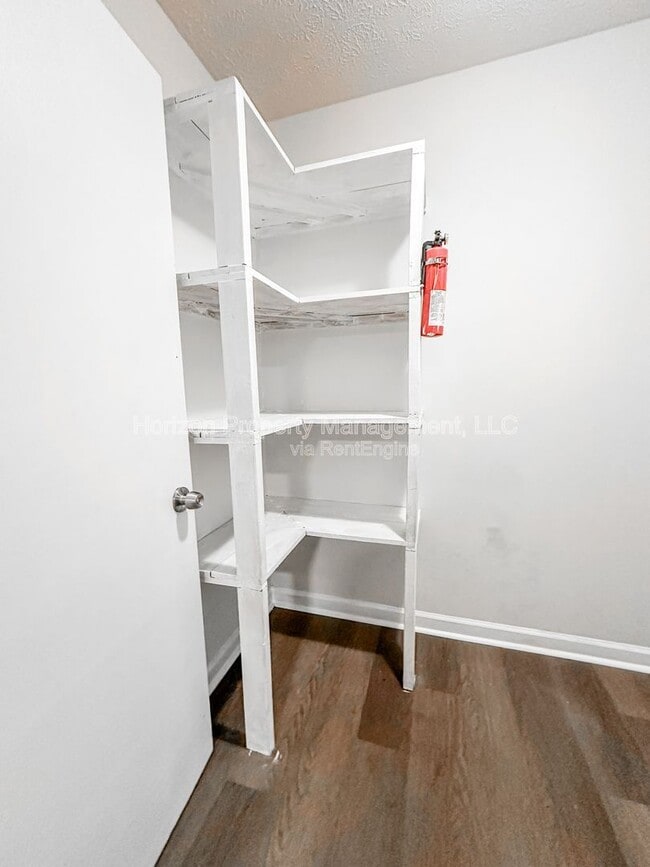 Building Photo - 4591 Woodward Rd