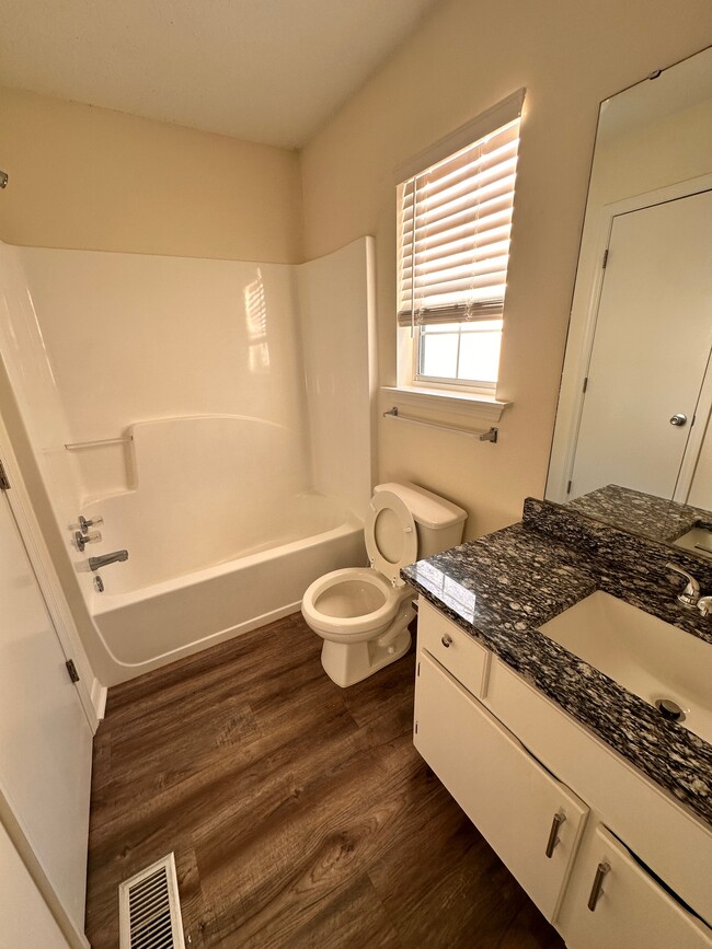 Building Photo - 186 Redfish Cir