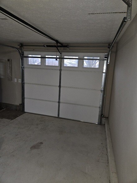 Building Photo - 101 Edgewood Dr