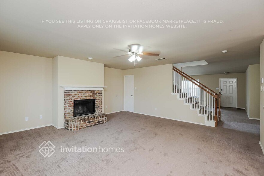 Building Photo - 5028 Raymond Dr