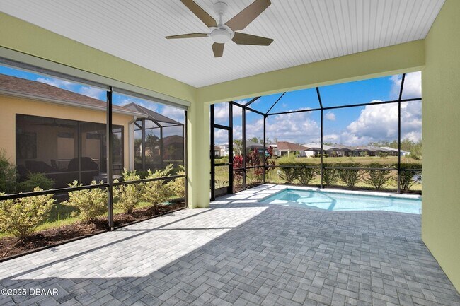 Building Photo - 906 Coral Reef Way