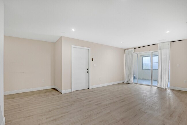 Building Photo - 12036 FL A1AAlt