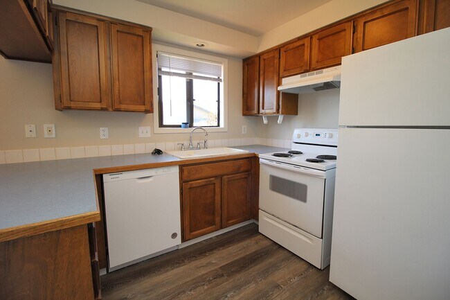 Building Photo - routd01