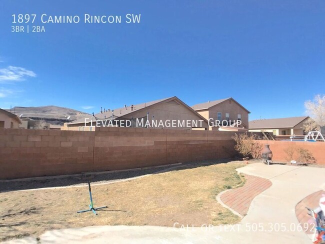 Building Photo - Coming Soon! Beautiful 3 bedroom Los Lunas...