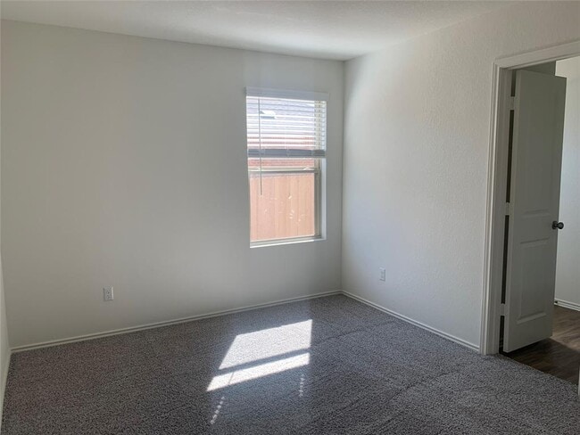 Building Photo - 21504 Quick Fox Dr