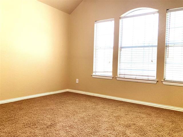 Building Photo - 630 Waterview Dr