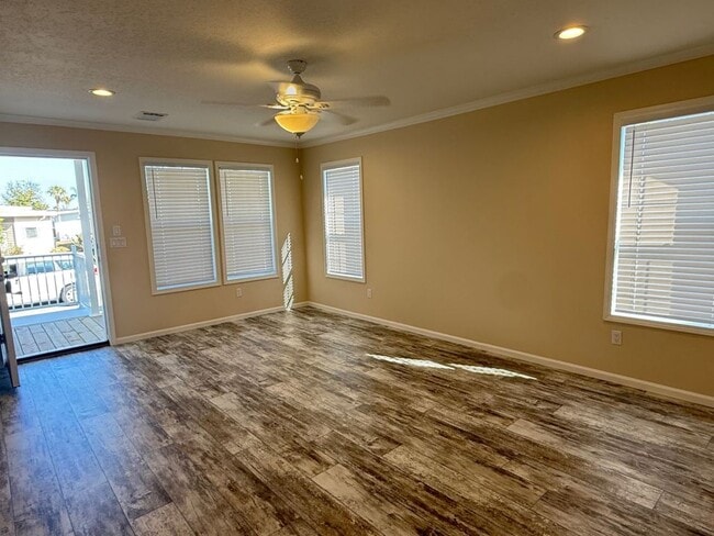 Building Photo - 4 Tahitian Dr