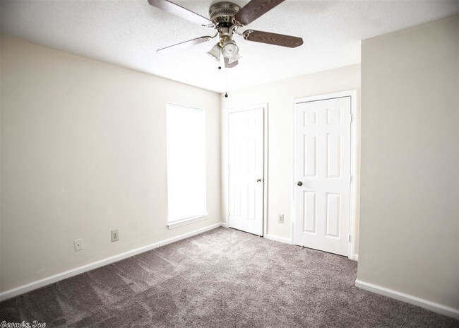 Building Photo - 2750 W Pershing Blvd