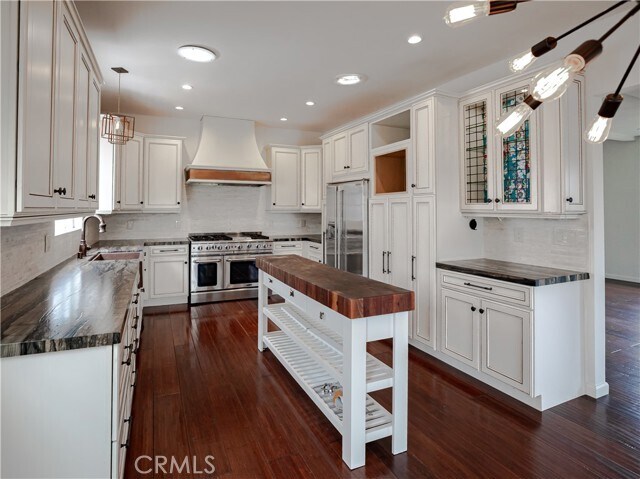 Building Photo - 1036 Palos Verdes Blvd