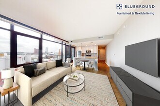 Building Photo - 555 S President St