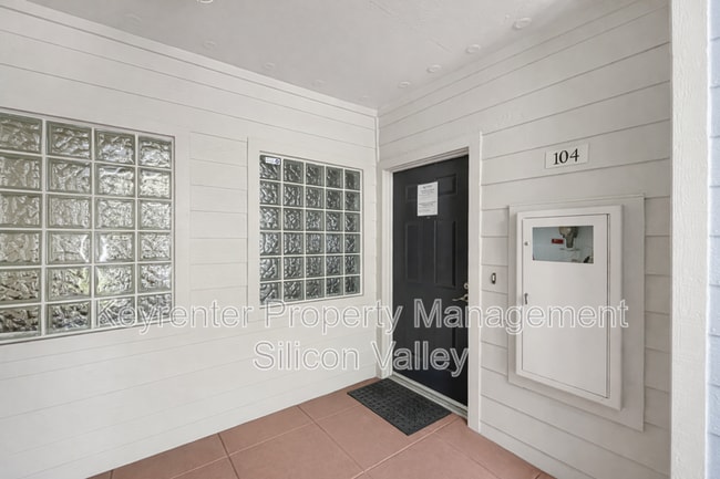 Building Photo - 602 Arcadia Terrace