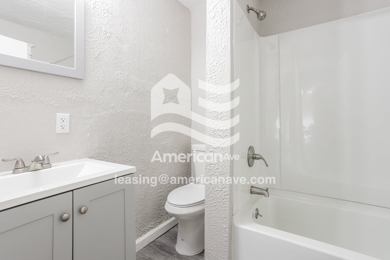 Building Photo - 3812 Avondale Ave