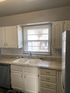 Building Photo - 701 Cook Ave