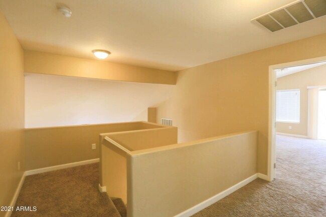 Building Photo - 7456 W Aurora Dr