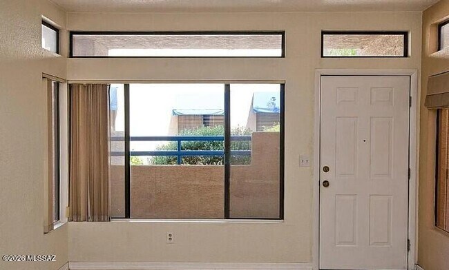 Building Photo - 7924 E Colette Cir
