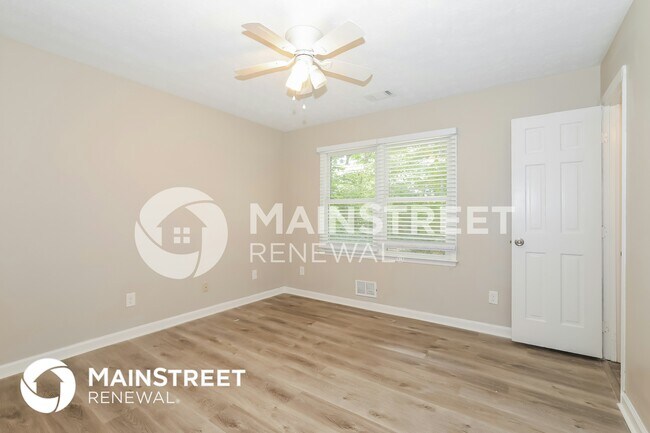 Building Photo - 2673 Green Valley Ct