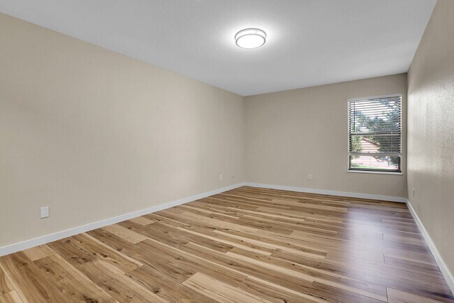 Building Photo - $1,995 - 2 Bed, 2 Bath Condo in Lakewood w...
