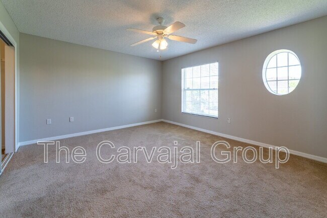 Building Photo - 13175 Center Square Dr