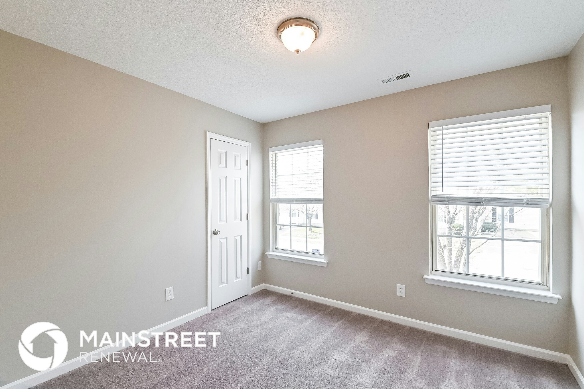 Building Photo - 412 Feldspar Way
