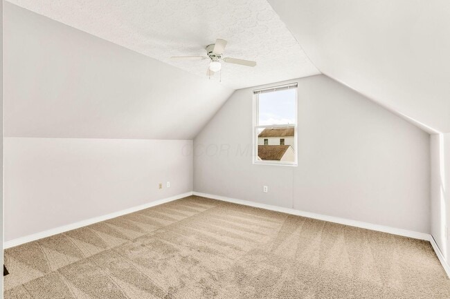 Building Photo - 135 Hancock St