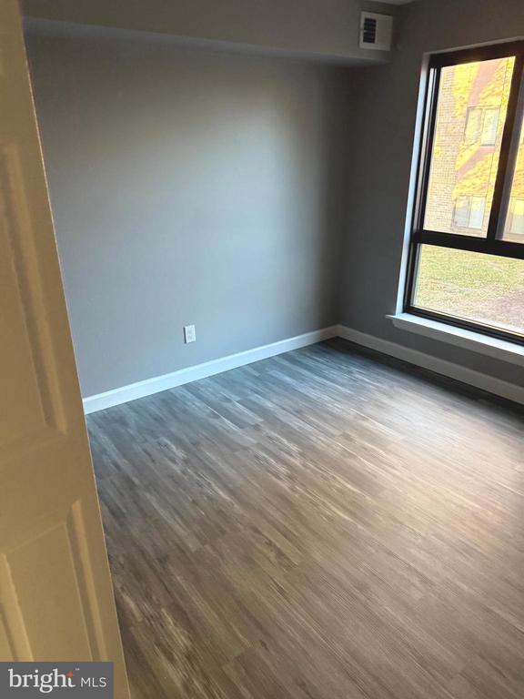 Building Photo - 6029 Majors Ln