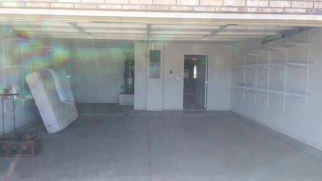 Building Photo - Beautiful 3 bed 2 bath home!