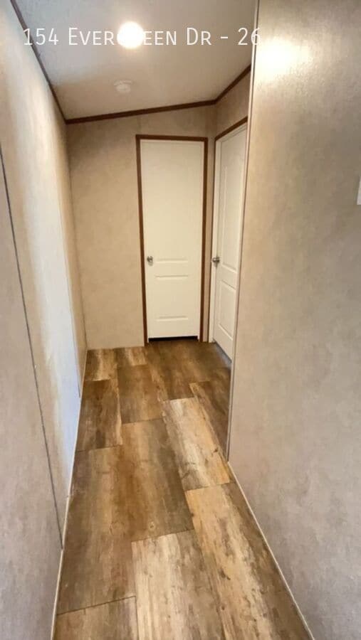 Building Photo - 154 Evergreen Dr